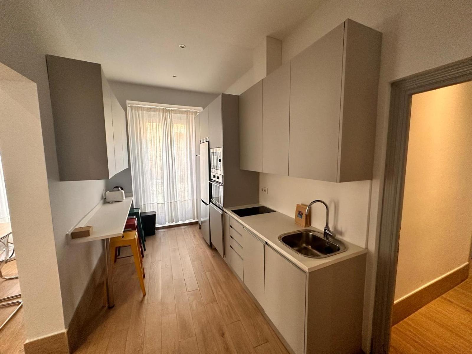 Amazing 3Bd 3Bth With 9 Balconies By Madrid4You Apartments Extérieur photo